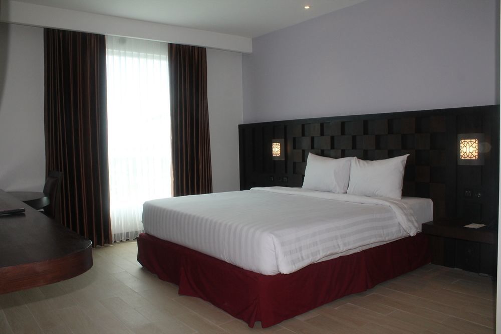 Grand Orchid Hotel Yogyakarta Maguwo Екстер'єр фото